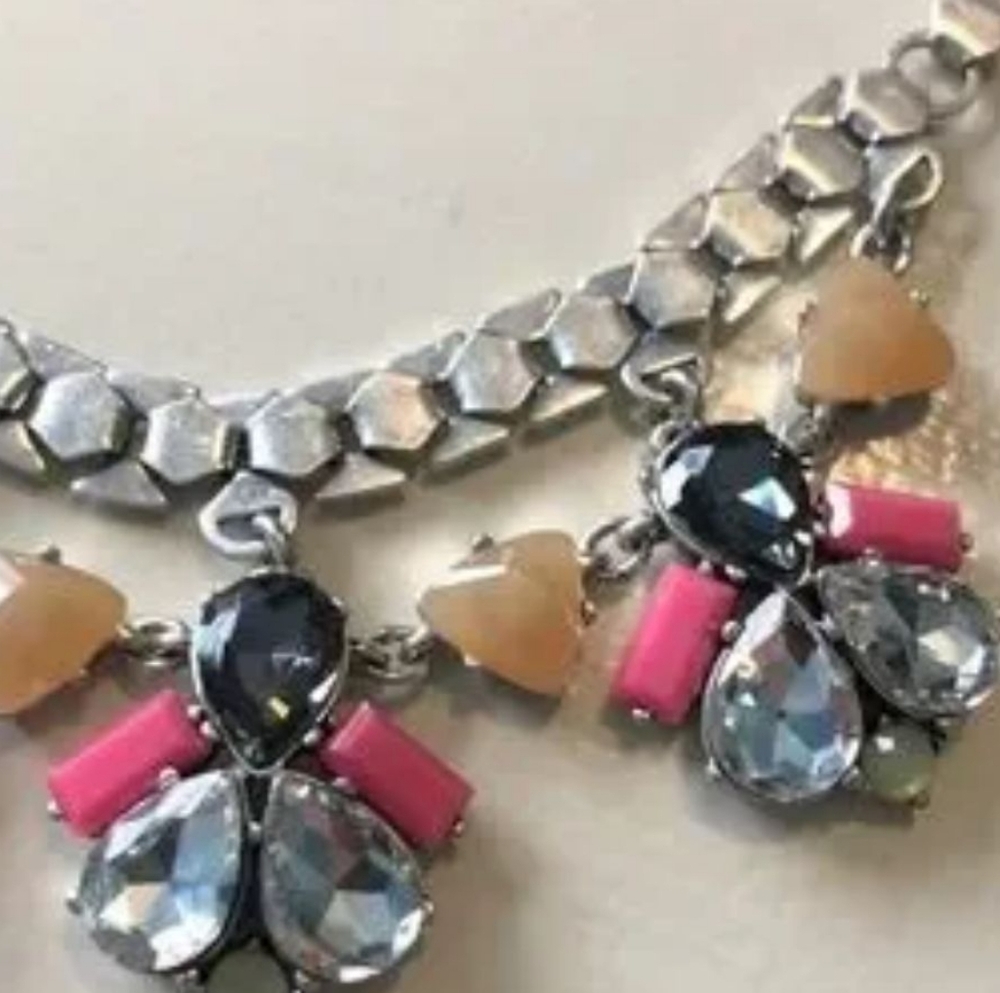 Stella&Dot Callie Necklace - Picture 3 of 9